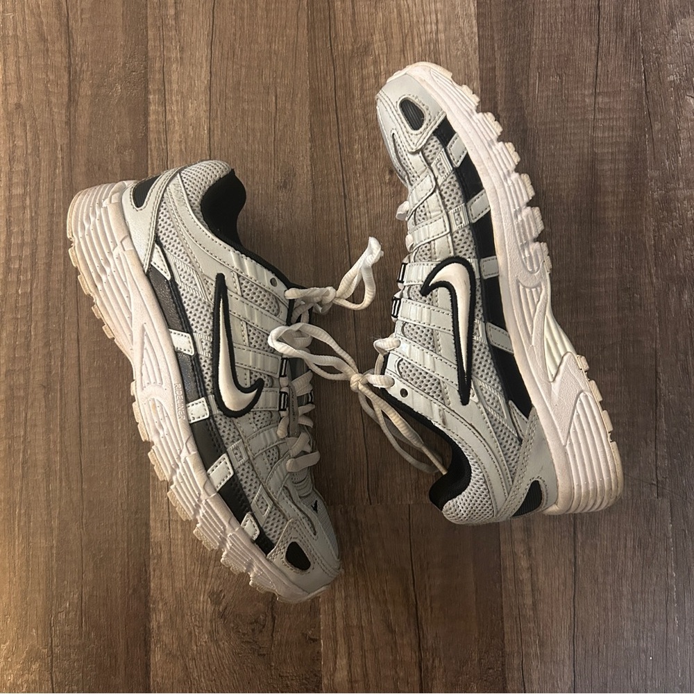 Nike P-6000 Silver/Gray/Black